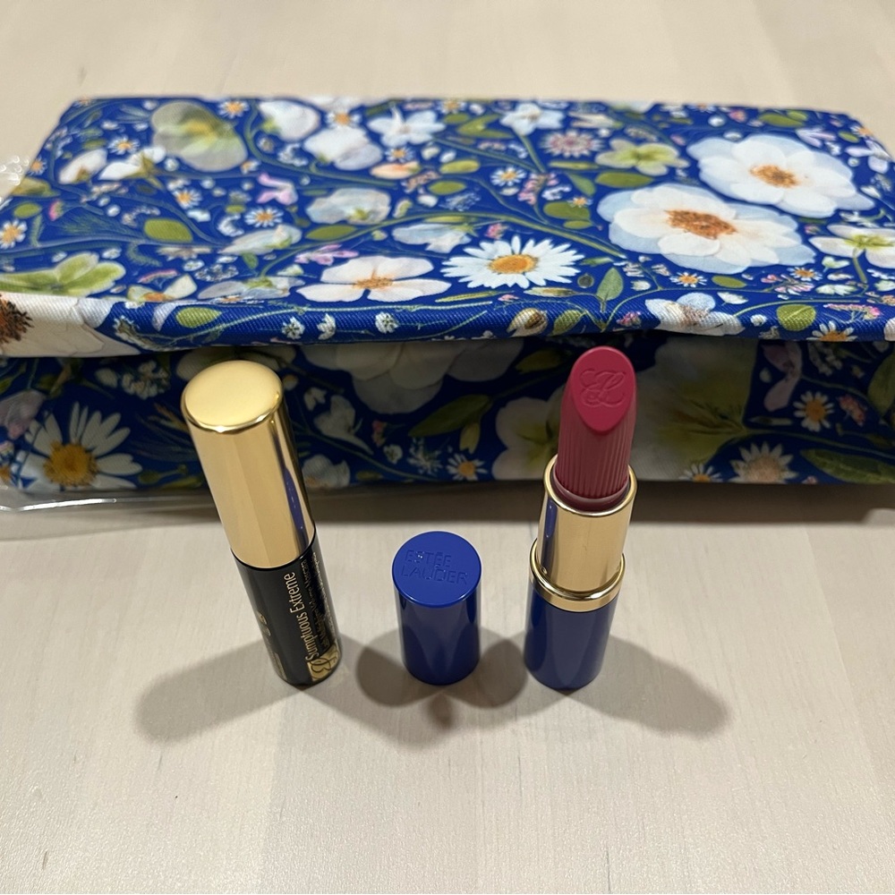 3-piece Estée Lauder set limited lipstick cosmetic bag & mascara